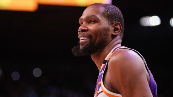 Quý giá, Kevin Durant cung cấp
