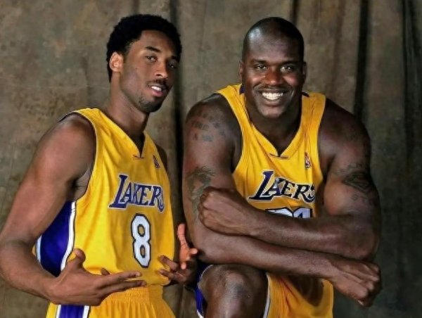 Cá mập trút giận lên Kobe!